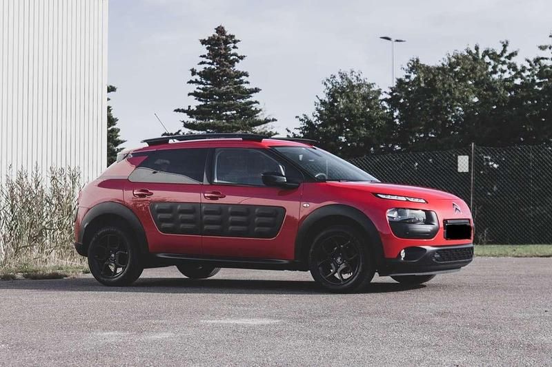 Rot Gebraucht 2014 Citroën C4 Cactus Shine Edition Kleinwagen | 4.599 € (Fairer Preis) - Bild 1/4