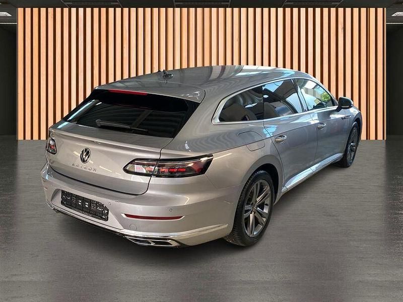 Gebraucht VW Arteon R-line 190 PS (139 kW) 2024 Silber (metallic) Kombi