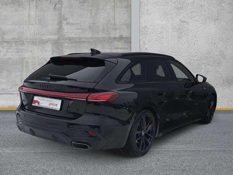 Gebraucht Audi A5 S-Line 204 PS (150 kW) 2025 Außenfarbe: Kombi