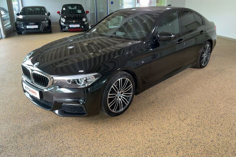 Schwarz Gebraucht 2017 BMW 520 M Sport Limousine | 29.400 € (Etwas zu teuer) - Bild 1/4