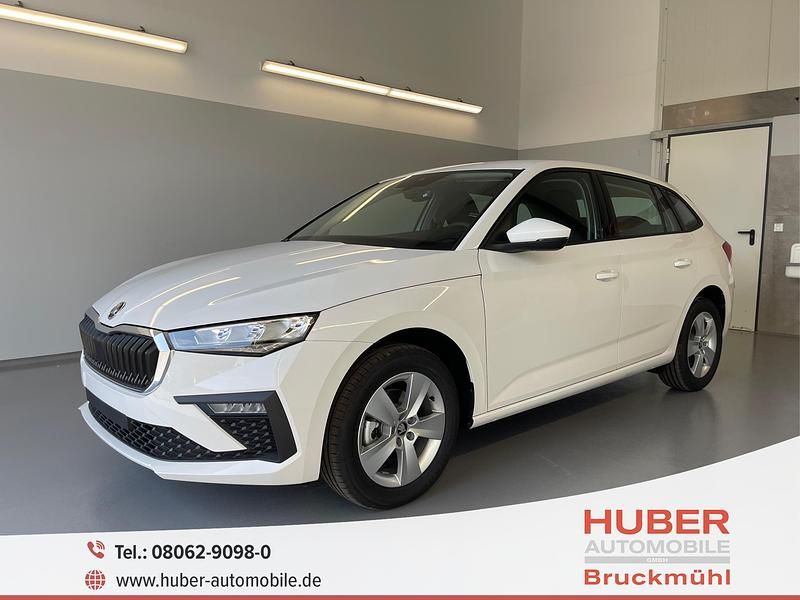 Neu Skoda Scala 116 PS (85 kW) 2026 [9p9p] candy white Kleinwagen