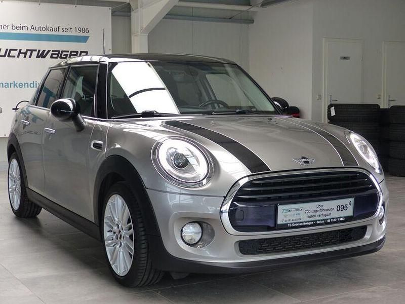 Grau Gebraucht 2017 Mini Cooper Chili Kleinwagen | 14.890 € (Etwas zu teuer) - Bild 1/4