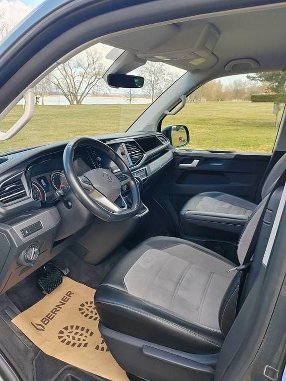 Gebraucht VW Multivan 150 PS (110 kW) 2020 Grau Van / Kleinbus