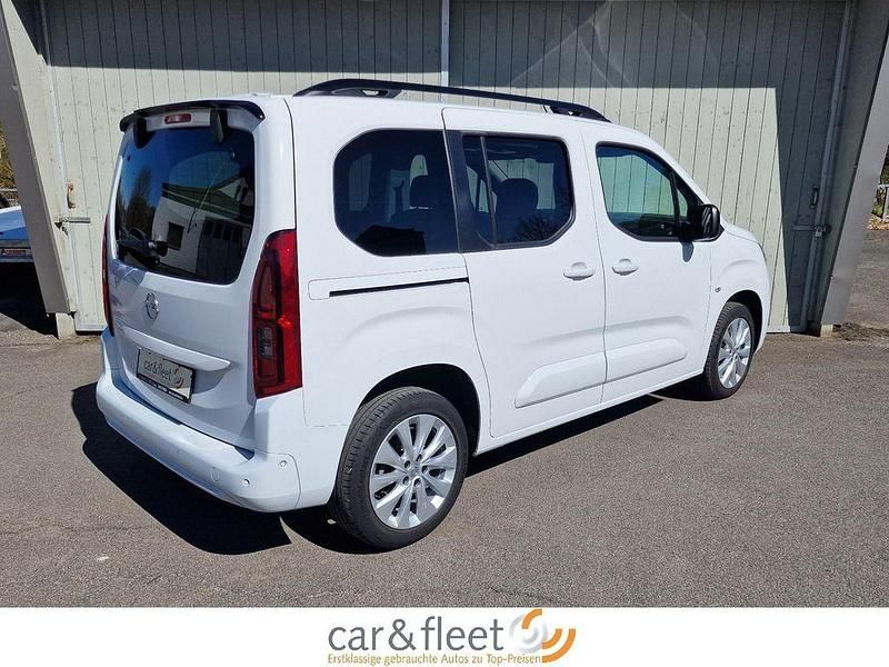 Occasion Opel Combo Life Ultimate 131 ch (96 kW) 2022 Blanc Monospace