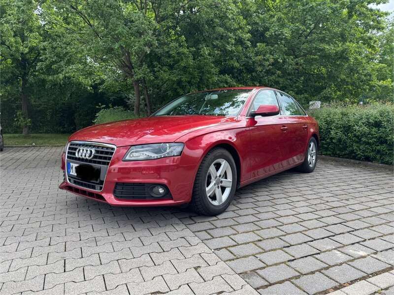 Rot Gebraucht 2009 Audi A4 Ambition Limousine | 7.800 € (Fairer Preis) - Bild 1/4