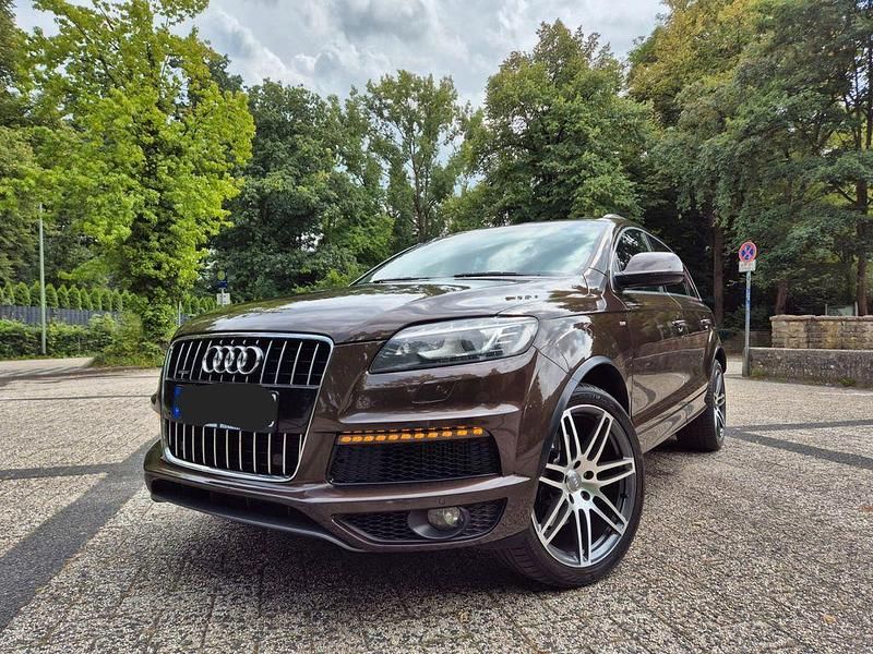 Braun Gebraucht 2010 Audi Q7 S-Line SUV | 16.999 € (Teuer) - Bild 1/4