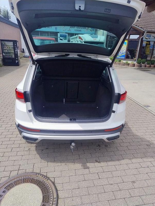 Second-hand Seat Ateca 150 CP (110 kW) 2021 Alb SUV