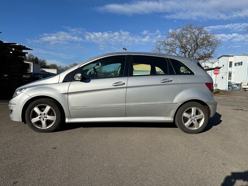 Gebraucht Mercedes B200 140 PS (102 kW) 2007 Van / Kleinbus
