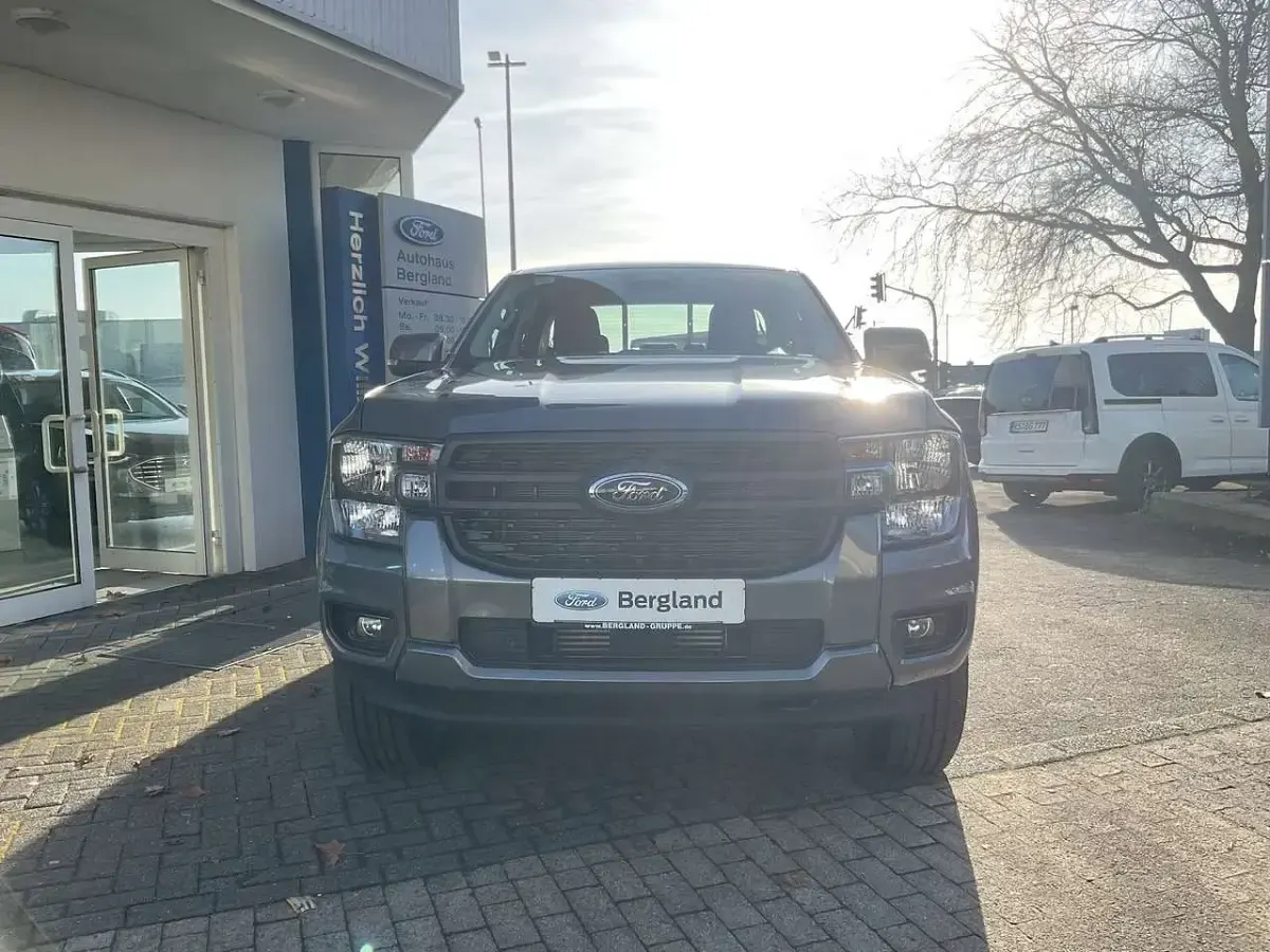Neu Ford Ranger XLT 170 PS (125 kW) 2026 Carbonized grey metallic grau Pickup