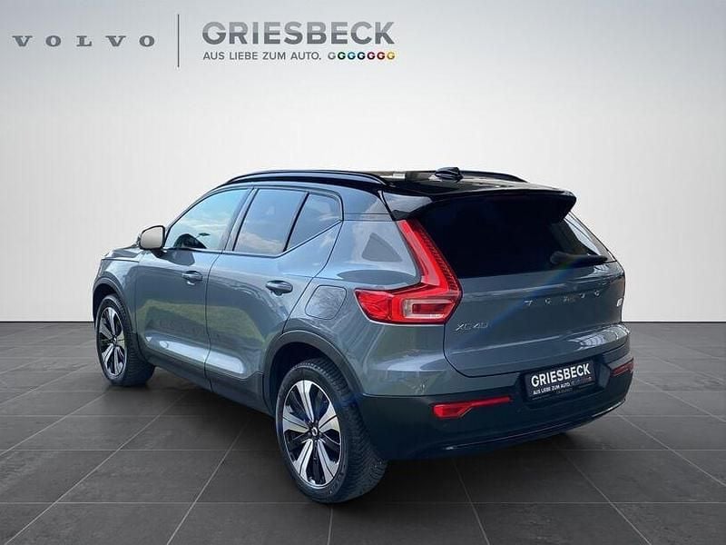 Gebraucht Volvo XC40 Plus 169 kW (231 PS) 2023 Grau metallic SUV