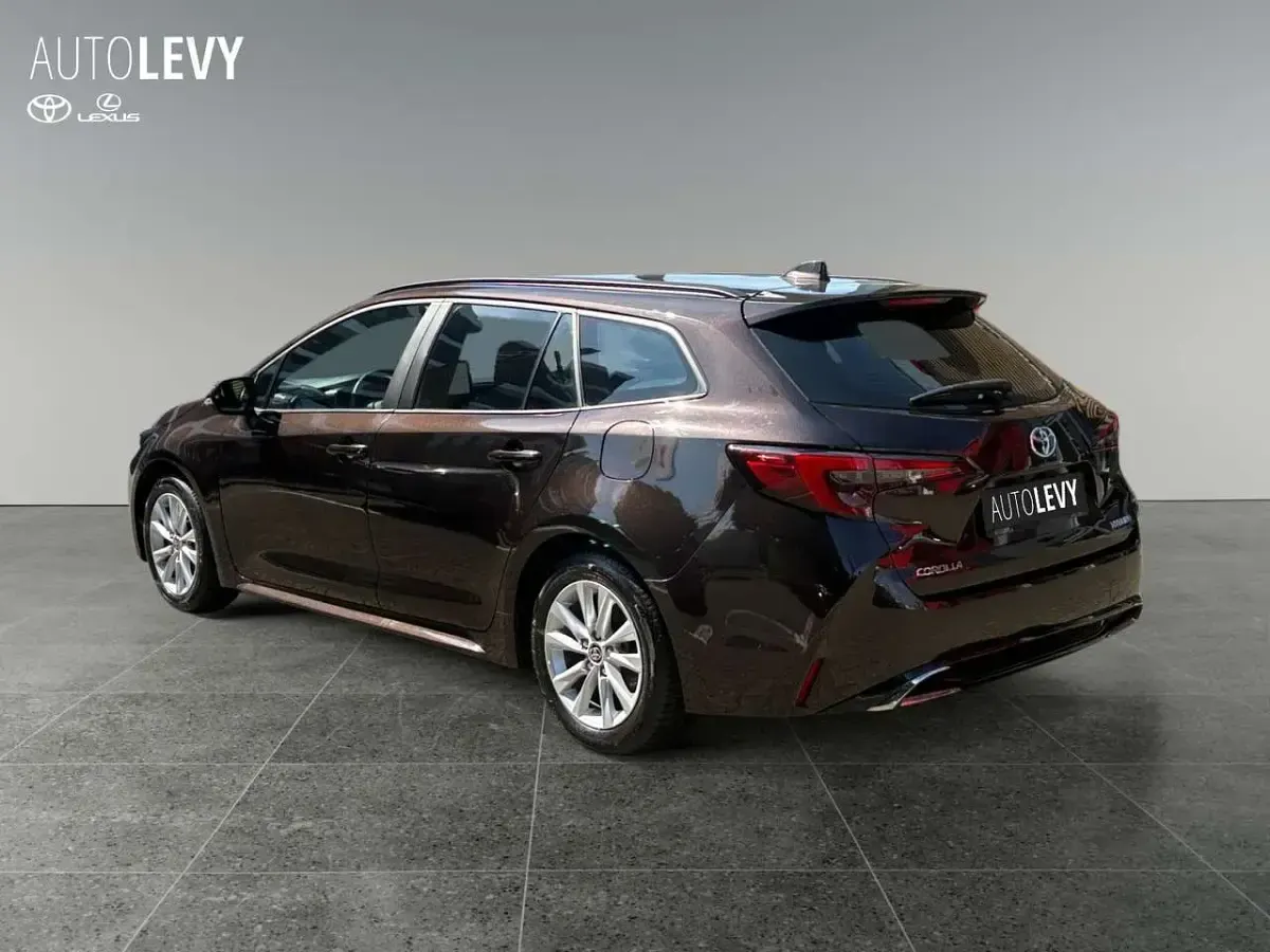 Gebraucht Toyota Corolla 140 PS (102 kW) 2023 Schwarz Kombi