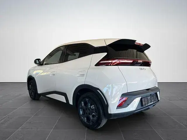 Neu BYD Dolphin Surf Comfort 114 kW (156 PS) 2025 Apricity white apricity white Kleinwagen