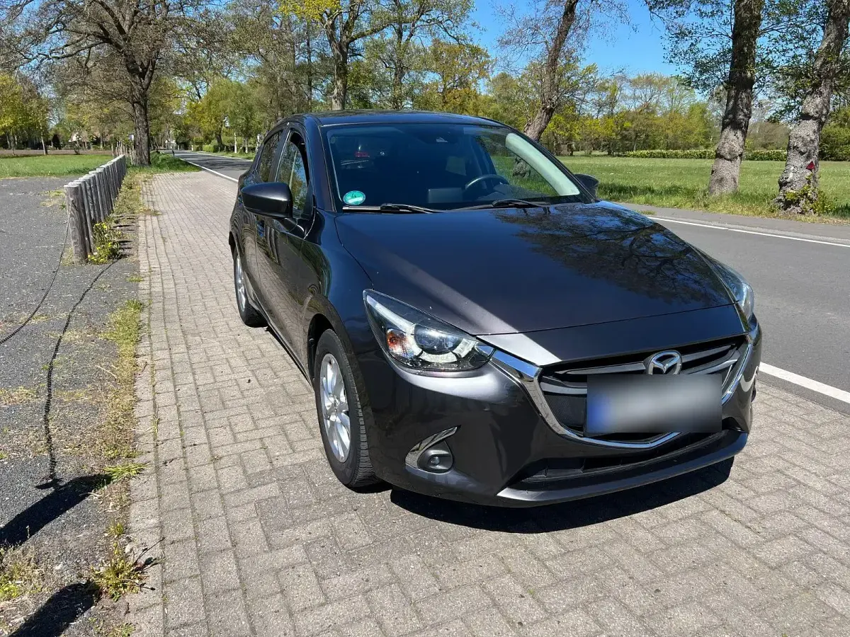 Usata Mazda 2 90 CV (66 kW) 2018 Grigio Berlina