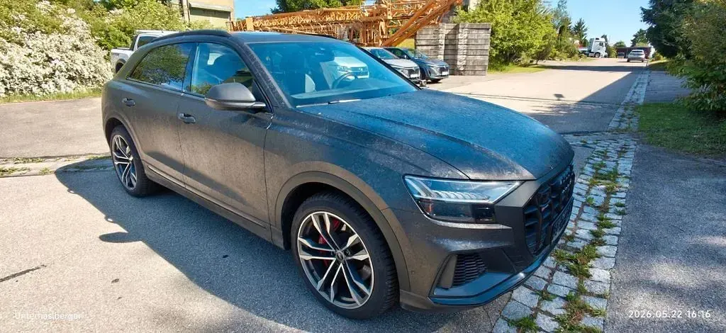 Gebraucht Audi SQ8 Sport 507 PS (372 kW) 2022 Grau SUV