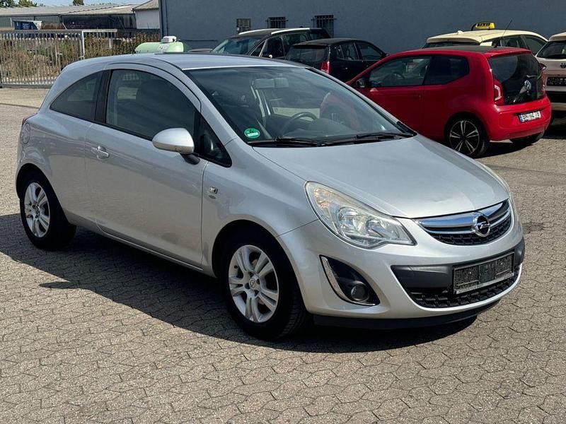 Silber Gebraucht 2011 Opel Corsa Satellite Kleinwagen | 2.450 € (Guter Preis) - Bild 1/4