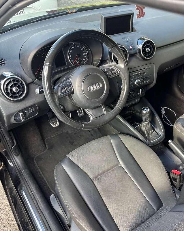 Gebraucht Audi A1 Ambition 86 PS (63 kW) 2013 Schwarz Kleinwagen