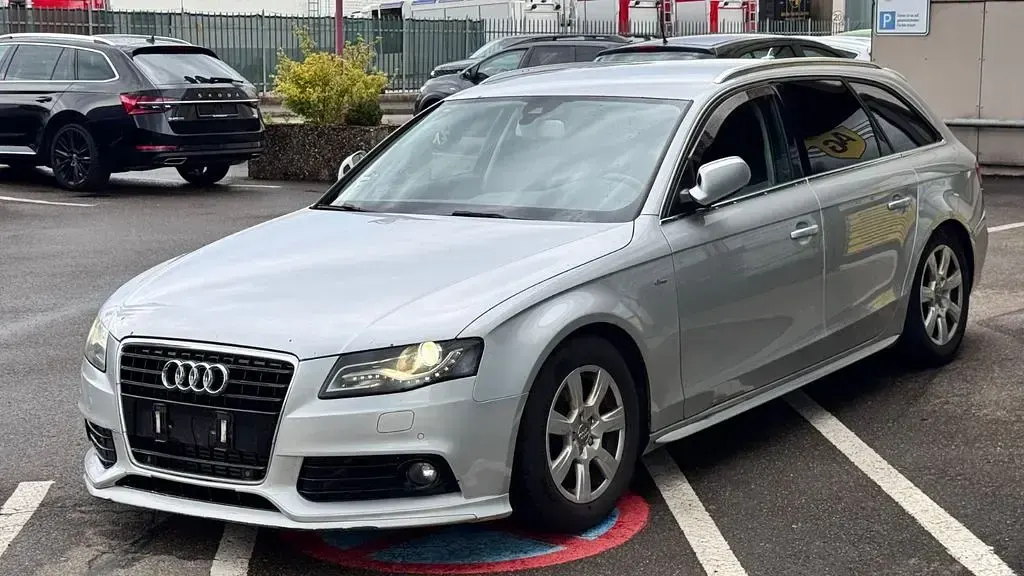 Gebraucht Audi A4 Ambiente 170 PS (125 kW) 2011 Silber Kombi