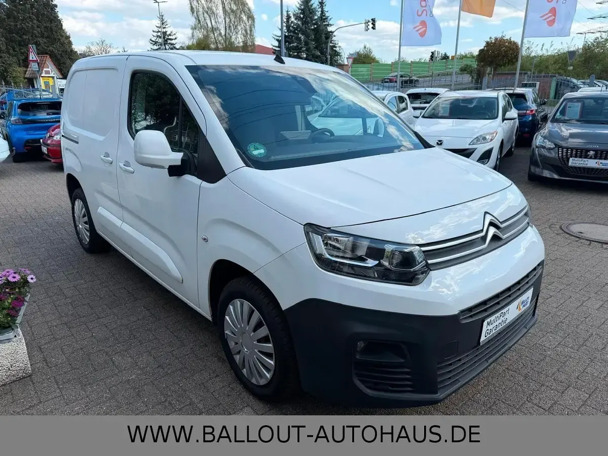 Gebraucht Citroën Berlingo 131 PS (96 kW) 2019 Weiß Van / Kleinbus
