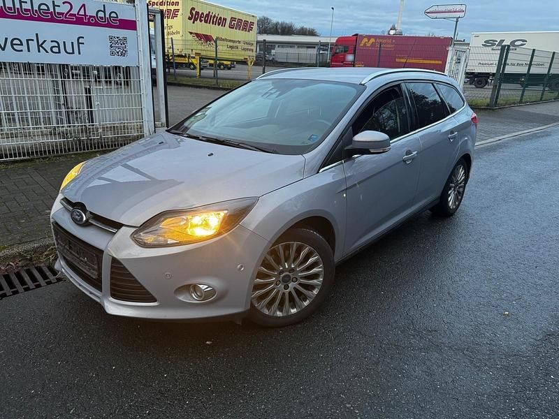Usata Ford Focus 140 CV (102 kW) 2011 Blu Station wagon