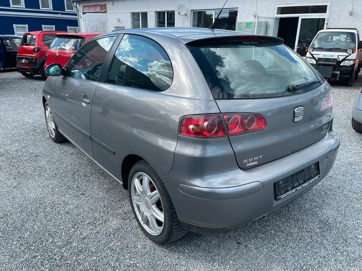 Gebraucht Seat Ibiza 75 PS (55 kW) 2005 Braun Kleinwagen