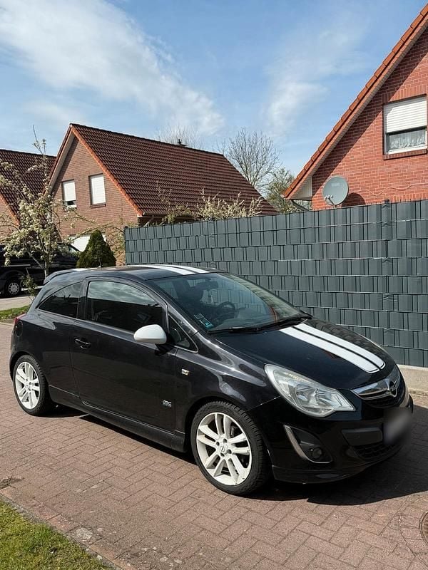 Second-hand Opel Corsa OPC 80 CP (58 kW) 2012 Negru Hatchback
