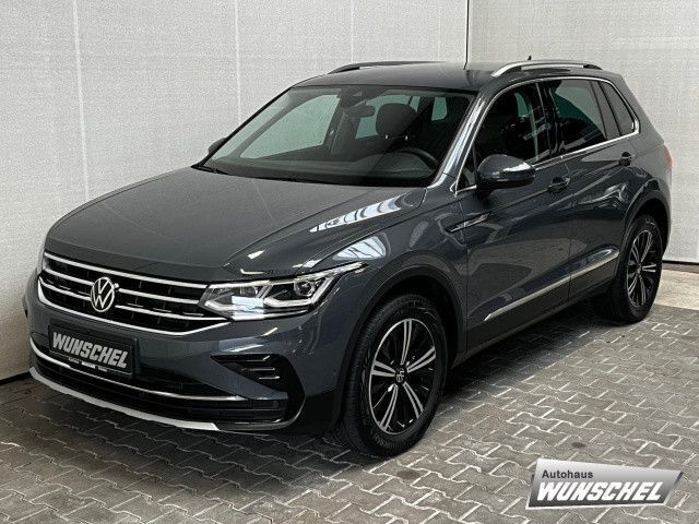 Grau Gebraucht 2020 VW Tiguan Elegance SUV | 28.845 € (Fairer Preis) - Bild 1/4
