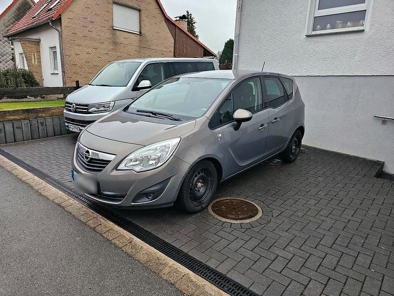 Gebraucht Opel Meriva 110 PS (80 kW) 2012 Grau Van / Kleinbus