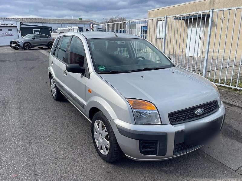 Gebraucht Ford Fusion 68 PS (50 kW) 2009 Grau Kleinwagen