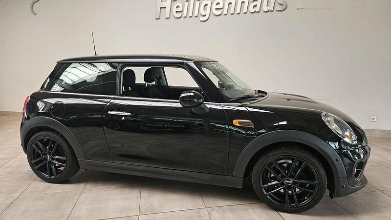 Gebraucht Mini Cooper 136 PS (100 kW) 2015 Schwarz Kleinwagen