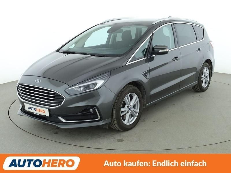 Gebraucht Ford S-MAX Titanium 165 PS (121 kW) 2020 Grau Van / Kleinbus