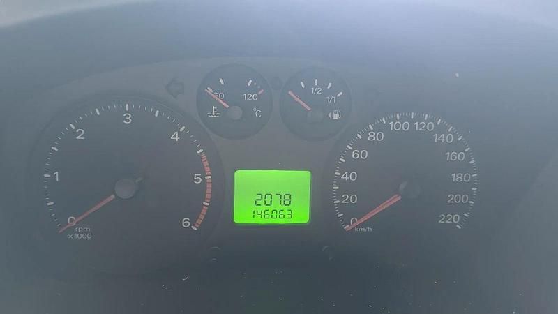 Gebraucht Ford Transit 155 PS (114 kW) 2012 Rot Limousine