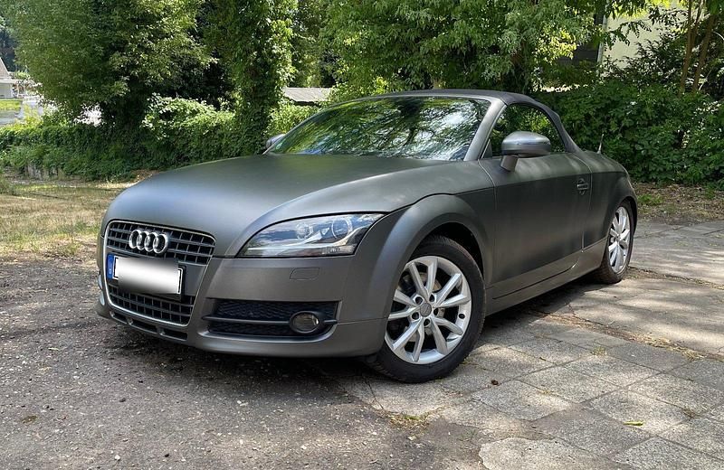 Grau Gebraucht 2009 Audi TT Roadster S-Line Cabrio | 8.999 € (Guter Preis) - Bild 1/4