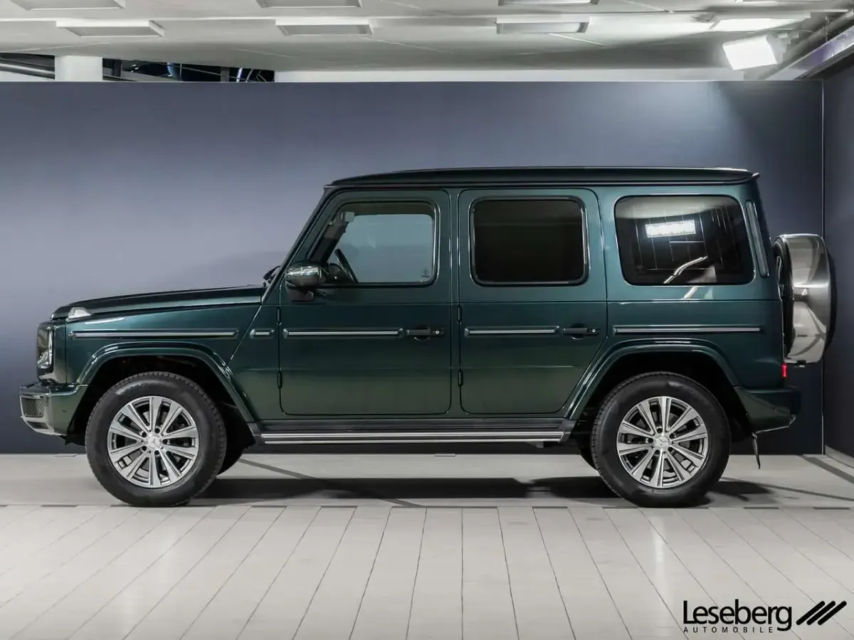Gebraucht Mercedes G400 330 PS (242 kW) 2021 G manufaktur periklasgrün SUV