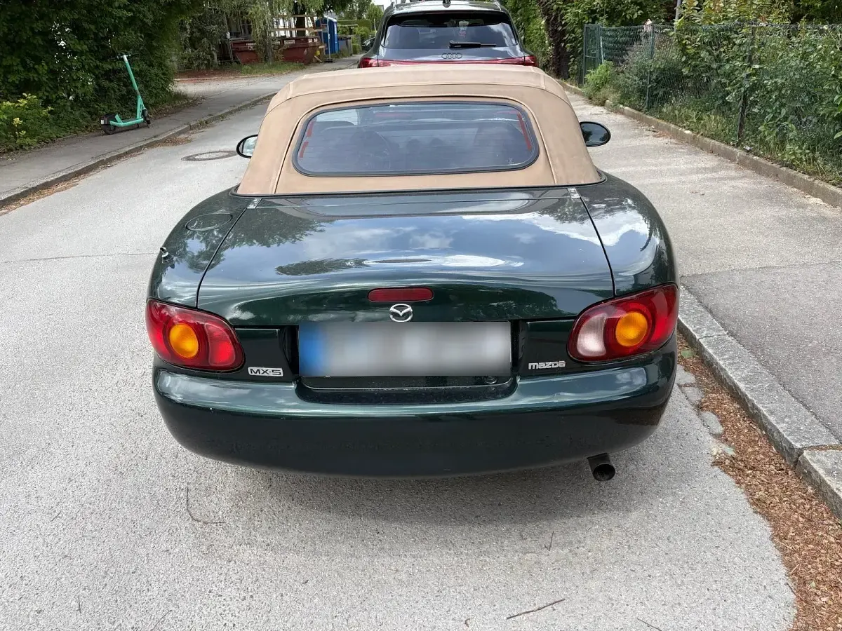 Używany Mazda MX5 110 KM (80 kW) 1999 Zielony Kabriolet