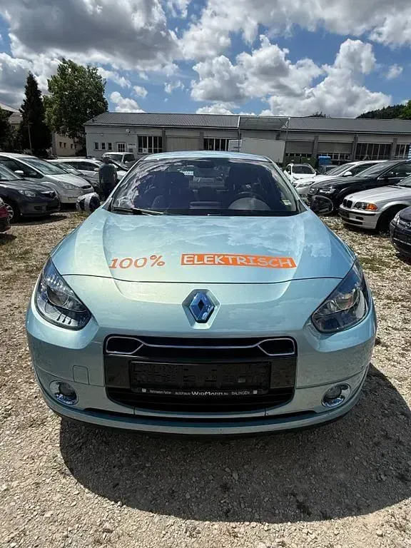 Gebraucht Renault Fluence 50 kW (68 PS) 2012 Blau Limousine