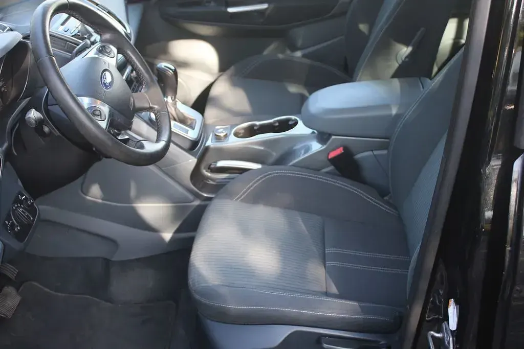 Gebraucht Ford Grand C-Max Titanium 116 PS (85 kW) 2014 Schwarz Van / Kleinbus