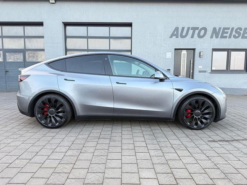 Gebraucht Tesla Model Y Performance 392 kW (534 PS) 2024 Silber SUV