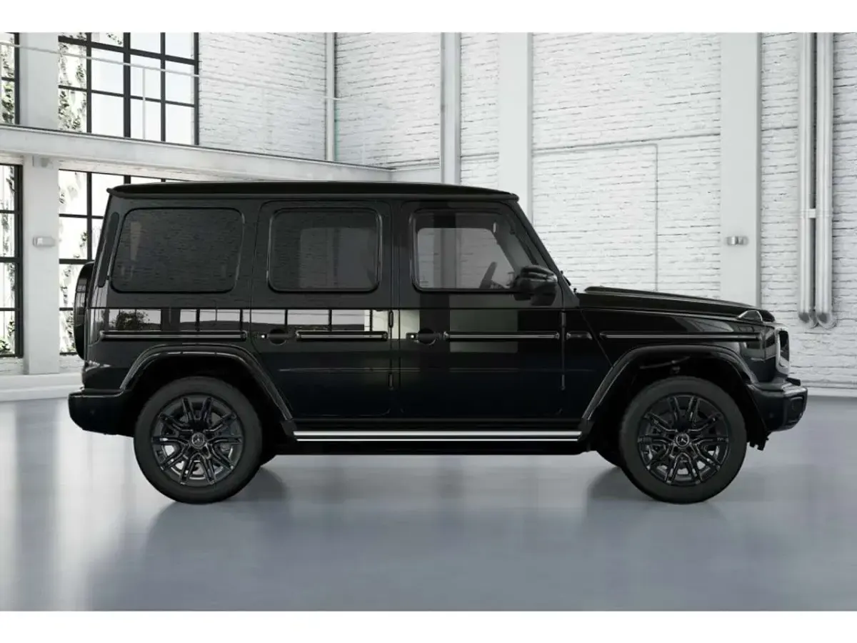 Gebraucht Mercedes G580 AMG 431 kW (587 PS) 2026 Obsidianschwarz SUV
