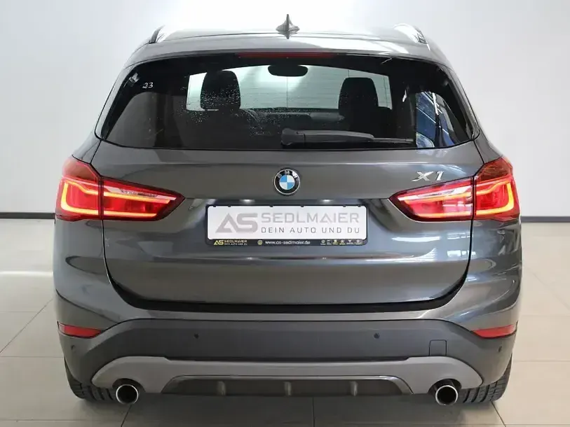 Gebraucht BMW X1 Sport Line 190 PS (139 kW) 2016 Grau SUV