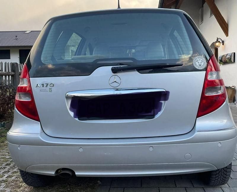 Gebraucht Mercedes A170 Elegance 116 PS (85 kW) 2004 Silber Van / Kleinbus