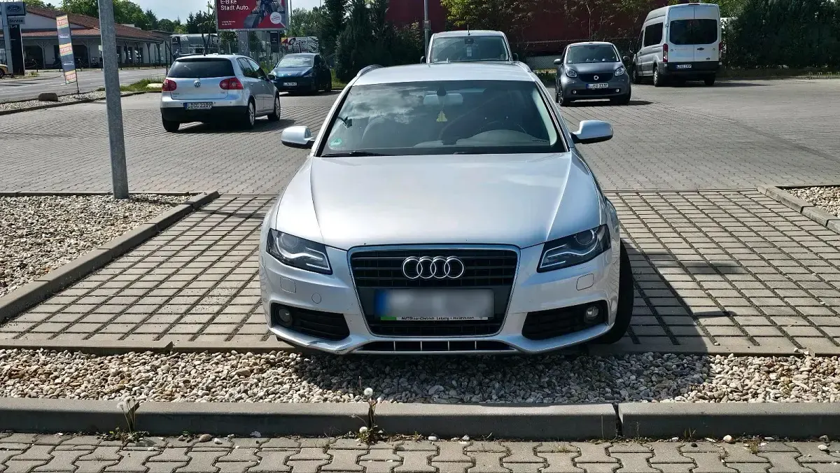 Używany Audi A4 143 KM (105 kW) 2011 Srebrny Kombi
