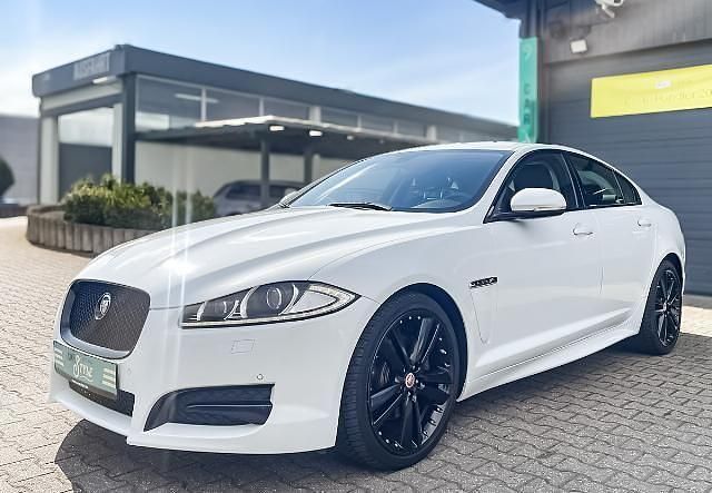 Polaris white Gebraucht 2011 Jaguar XF R-Sport Limousine | 8.940 € (Fairer Preis) - Bild 1/4