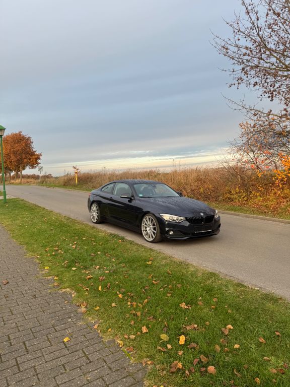 Blau Gebraucht 2014 BMW 435 Shadowline Coupé | 16.499 € (Guter Preis) - Bild 1/4