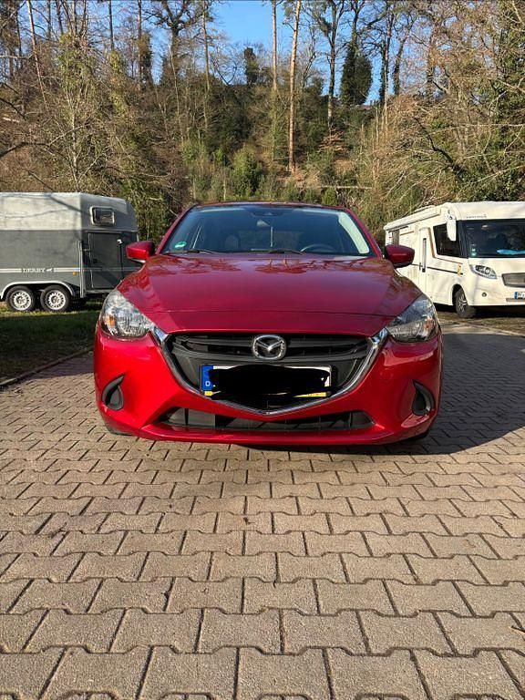 Gebraucht Mazda 2 Center-Line 90 PS (66 kW) 2018 Rot Limousine