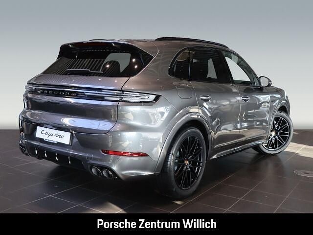 Gebraucht Porsche Cayenne 470 PS (345 kW) 2022 Grau SUV