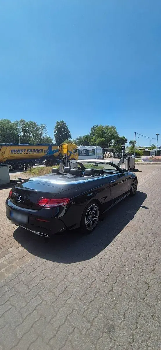 Gebraucht Mercedes C300 258 PS (189 kW) 2018 Schwarz Cabrio