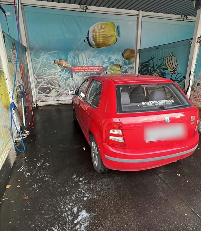 Rot Gebraucht 2002 Skoda Fabia Kleinwagen | 900 € (Guter Preis) - Bild 1/3