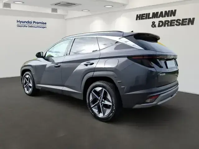 Gebraucht Hyundai Tucson Trend 180 PS (132 kW) 2024 Grau SUV