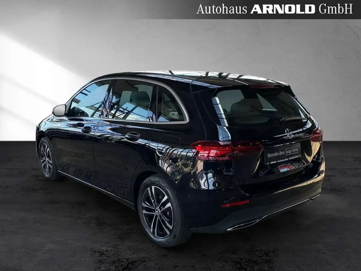 Gebraucht Mercedes B250 Progressive 224 PS (164 kW) 2025 Schwarz Kleinwagen