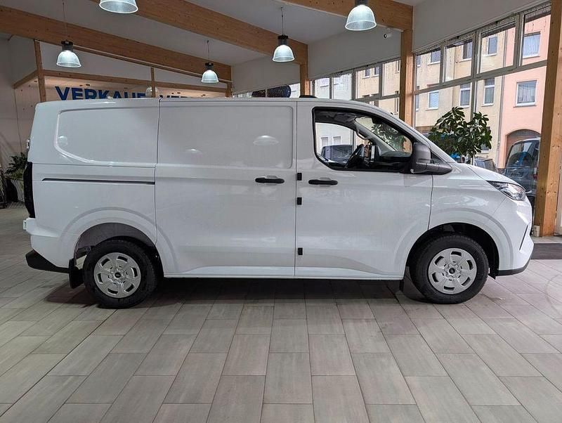 Nouvelle Ford Transit Custom Trend 150 ch (110 kW) 2025 Blanc Berline